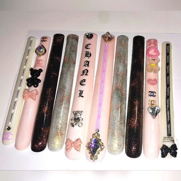 Hand crafted custom 5XL long acrylic press on nails sz Medium - Picture 6 of 8